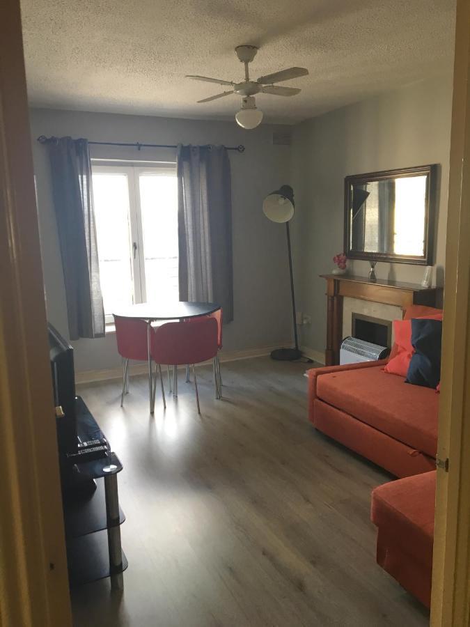 Apartment Cozy Next To Castle